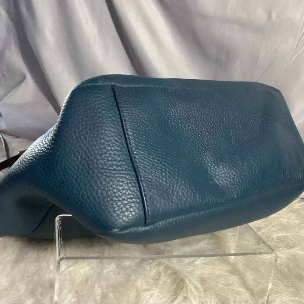 Marc Jacobs Blue Pebbled Leather Hobo Shoulder Bag with Long Strap